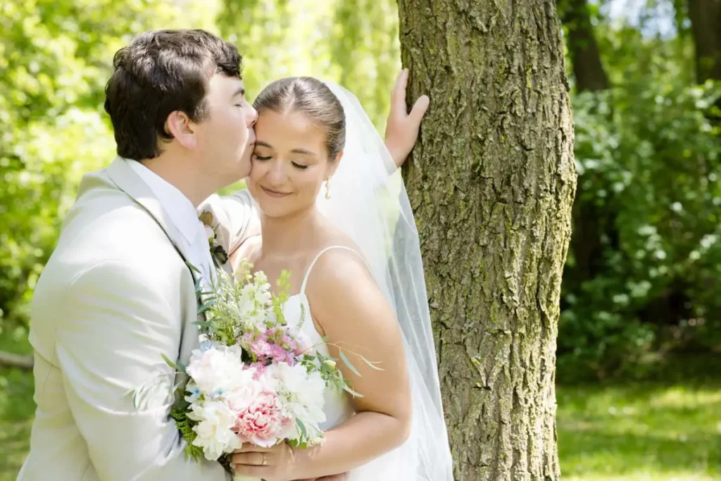 Briar Barns bride and groom