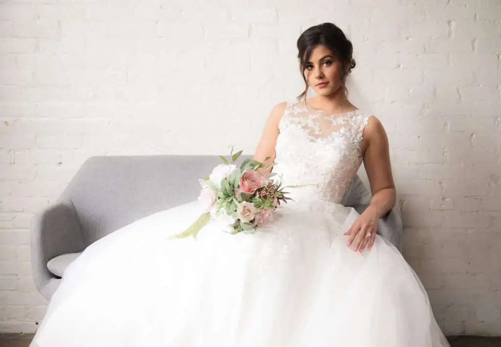Inspired Media Wedding bride with flowers